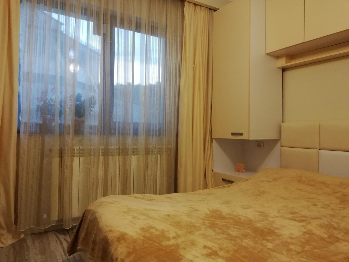 Appartamento Tomis Apartament Constanţa Esterno foto